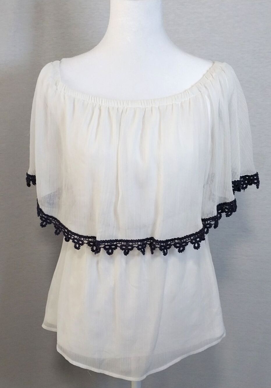 Charming Charlie White Off-The-Shoulder Ruffle Blouse Blue Crotchet Trim Size M